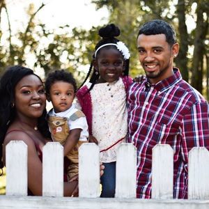 Meet your Posher, Alexia